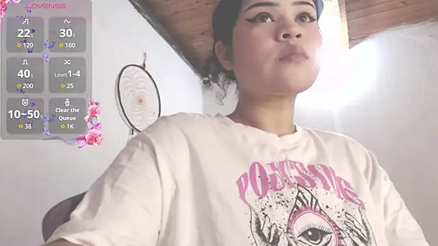 Amara18  online show from 11.30.25