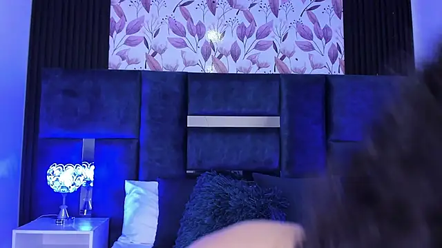 Amareto  online show from 02.22.25