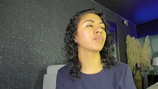 Amareto  online show from 11.26.25