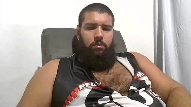 Snapshot of Luksmen chatting on 03.03.26 Luksmen online show from 03.03.26