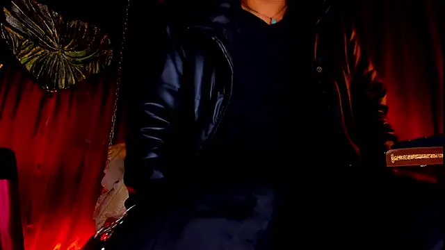 LatinMilk  online show from 02.07.25