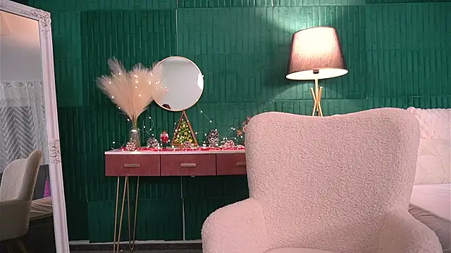 HaileyMoonn online show from 12.02.25