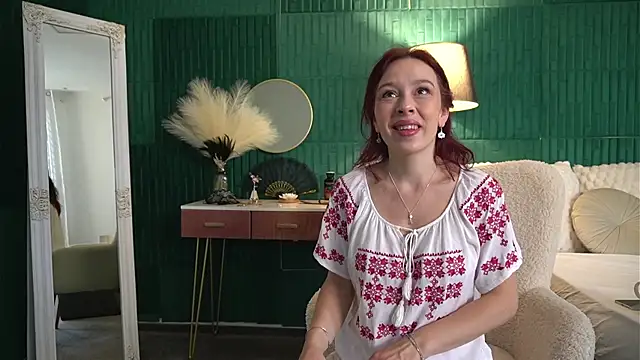 HaileyMoonn online show from 07.08.26