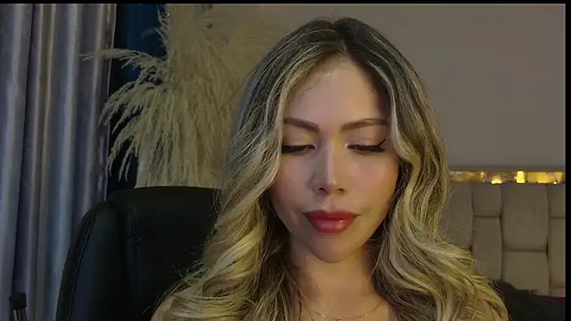 Snapshot of Ammy_Castro chatting on 02.26.26 Ammy Castro online show from 02.26.26