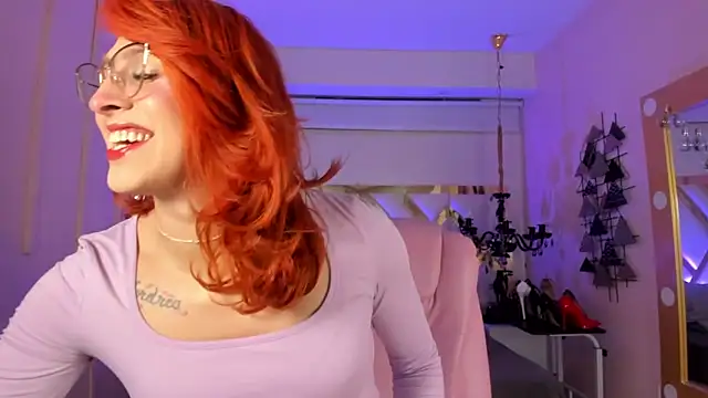 Juliana Saenzz online show from 02.19.25