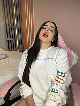 Victoria-And1 online show from 02.04.26