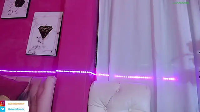 Snapshot of AleezaFrench chatting on 12.02.24 AleezaFrench online show from 12.02.24