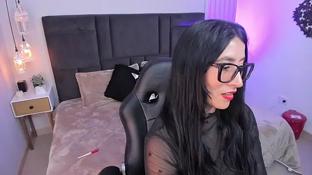 kira moon   online show from 04.12.26