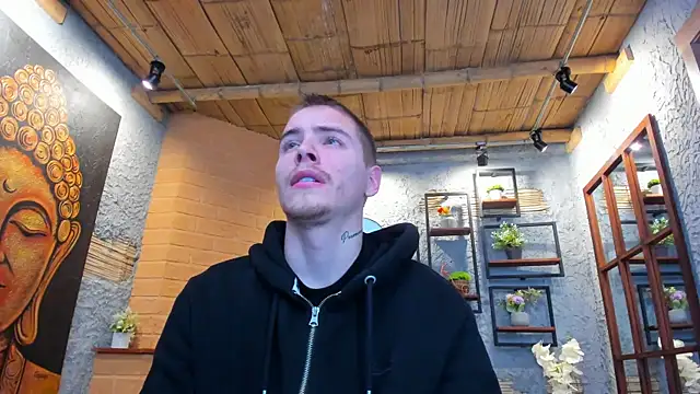 Snapshot of JordanThompson_ chatting on 10.25.25 JordanThompson online show from 10.25.25