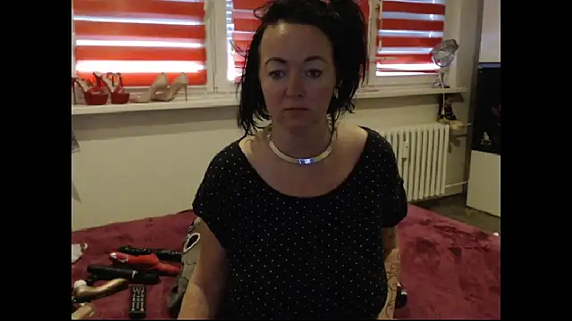 Alexie33 online show from 04.10.26