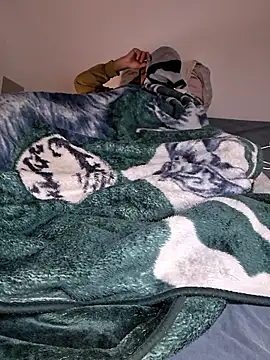 Snapshot of molozeb chatting on 10.12.25 molozeb online show from 10.12.25