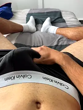 h0rnyguy001 online show from 09.18.25