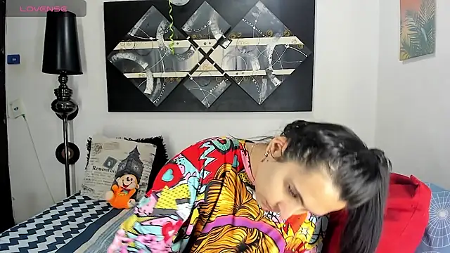 SARAMISHA online show from 02.03.26