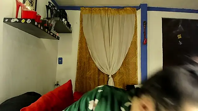 Snapshot of SARAMISHA chatting on 03.21.26 SARAMISHA online show from 03.21.26