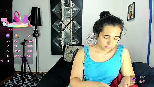 Snapshot of SARAMISHA chatting on 04.03.26 SARAMISHA online show from 04.03.26