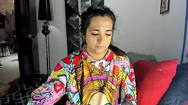 Snapshot of SARAMISHA chatting on 04.10.26 SARAMISHA online show from 04.10.26