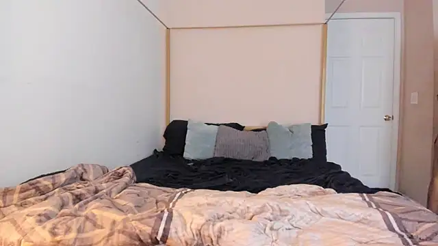 Snapshot of Latinaebony69 chatting on 02.01.25 Latinaebony69 online show from 02.01.25