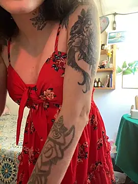 LiliJones  online show from 02.04.26