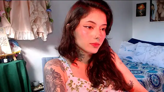 LiliJones  online show from 05.10.26