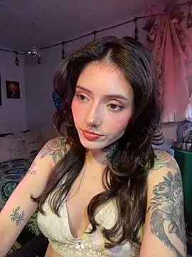 LiliJones  online show from 05.19.26