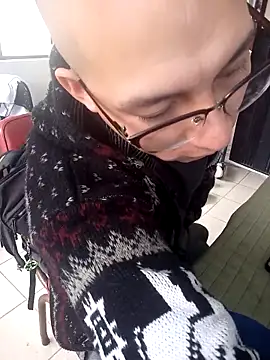 Snapshot of 97banana chatting on 03.15.25 97banana online show from 03.15.25