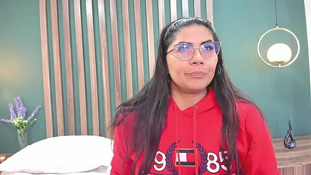 Luna Dumont online show from 09.26.25