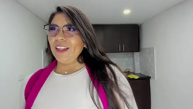 Luna Dumont online show from 11.18.25