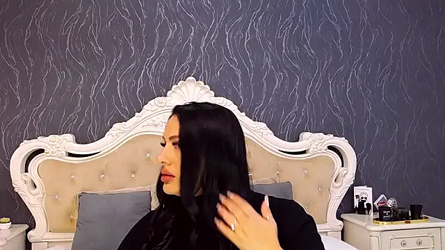 Lauren Saint online show from 10.02.25