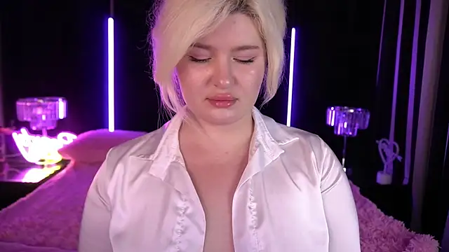 CocoSecretss online show from 12.05.24