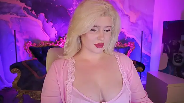 CocoSecretss online show from 09.11.25