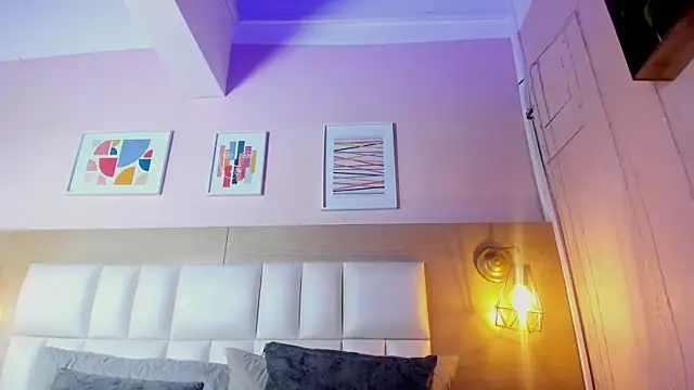 Dollar-girl online show from 03.03.25