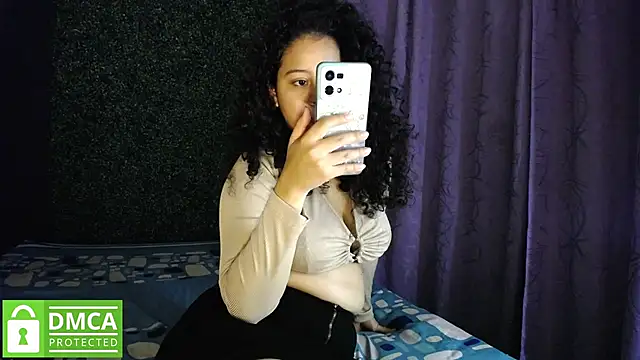 Snapshot of Mr_MrsCurie chatting on 01.06.26 Mr MrsCurie online show from 01.06.26