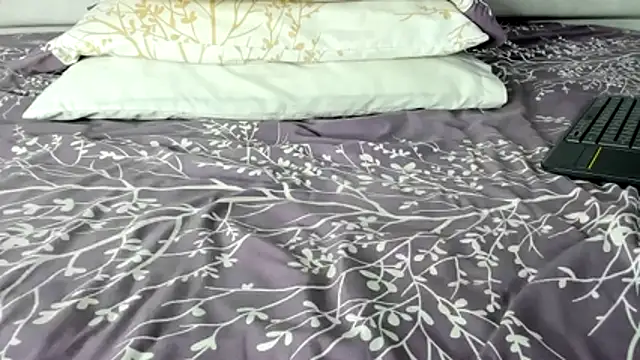 maybelline69 online show from 11.17.25