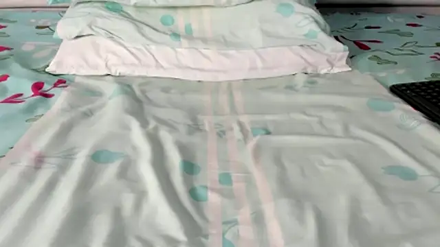 Snapshot of maybelline69 chatting on 02.23.26 maybelline69 online show from 02.23.26