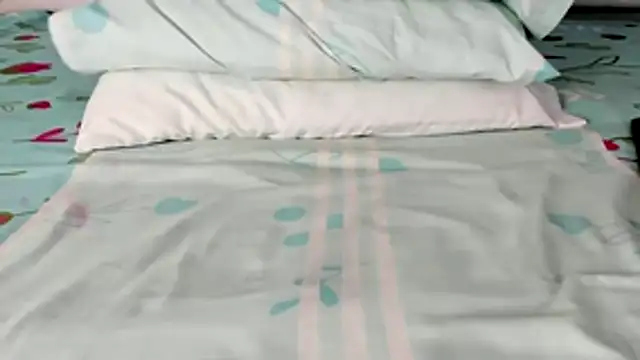 Snapshot of maybelline69 chatting on 02.25.26 maybelline69 online show from 02.25.26