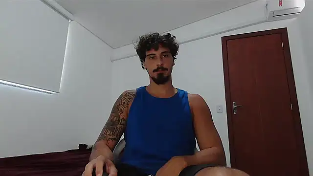 Snapshot of milkoffe chatting on 02.06.26 milkoffe online show from 02.06.26