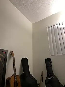 Snapshot of MidnightFlexxx chatting on 01.04.25 MidnightFlexxx online show from 01.04.25