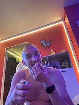 Snapshot of Denislamalice34 chatting on 09.11.25 Denislamalice34 online show from 09.11.25