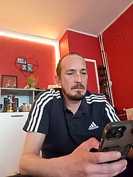 Snapshot of Denislamalice34 chatting on 02.20.26 Denislamalice34 online show from 02.20.26