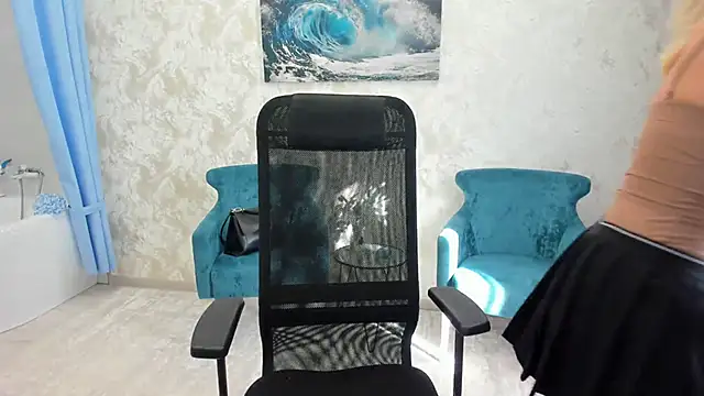 Sinty Devis online show from 03.07.25