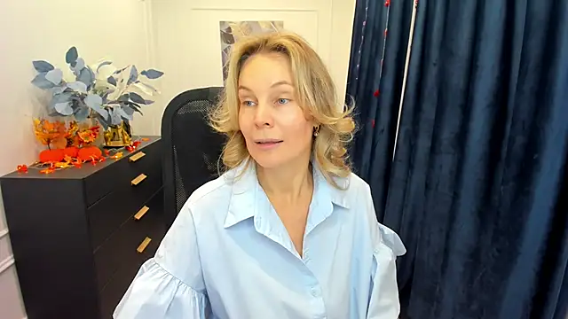 Sinty Devis online show from 11.01.25