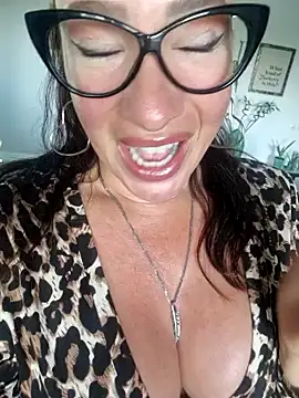 TheGoddessBianca online show from 12.13.24