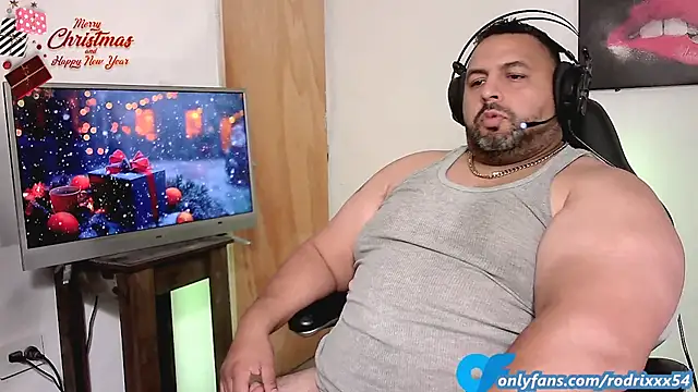 Snapshot of rodrix54 chatting on 12.24.24 rodrix54 online show from 12.24.24