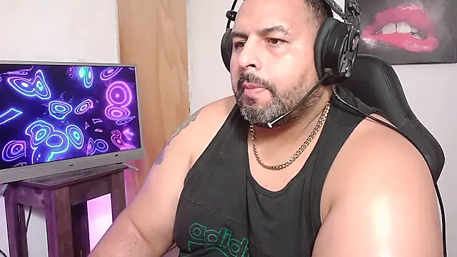 Snapshot of rodrix54 chatting on 02.01.25 rodrix54 online show from 02.01.25