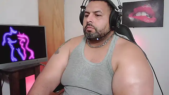 Snapshot of rodrix54 chatting on 02.02.25 rodrix54 online show from 02.02.25