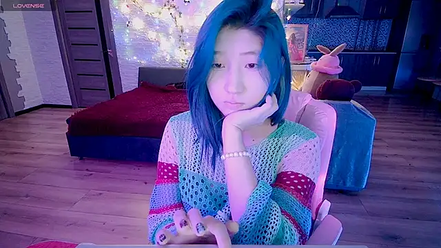 Snapshot of Akemilun chatting on 12.07.24 Akemilun online show from 12.07.24