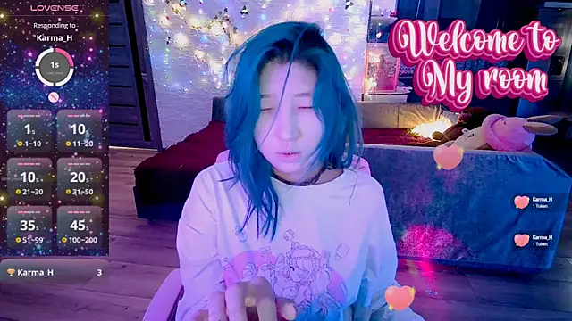 Snapshot of Akemilun chatting on 12.08.24 Akemilun online show from 12.08.24