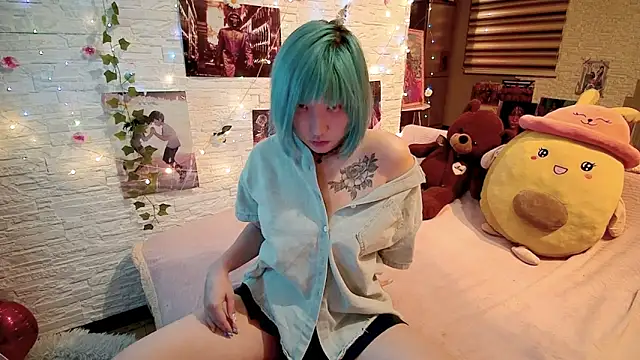 Snapshot of Akemilun chatting on 09.11.25 Akemilun online show from 09.11.25