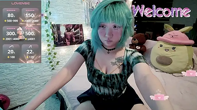 Snapshot of Akemilun chatting on 09.26.25 Akemilun online show from 09.26.25