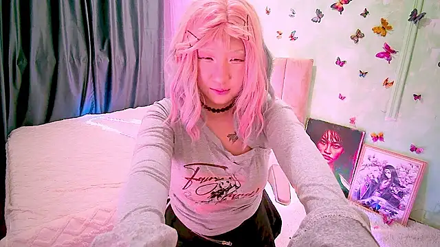 Snapshot of Akemilun chatting on 01.07.26 Akemilun online show from 01.07.26